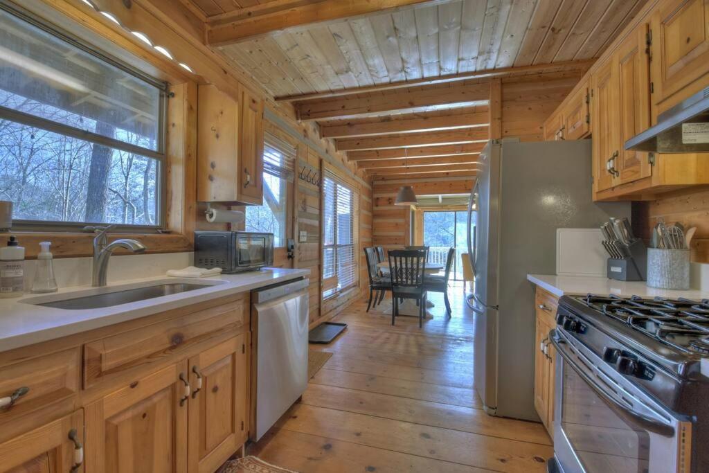 Waywish Waterfront Cabin In Blue Ridge Mountains Exteriör bild